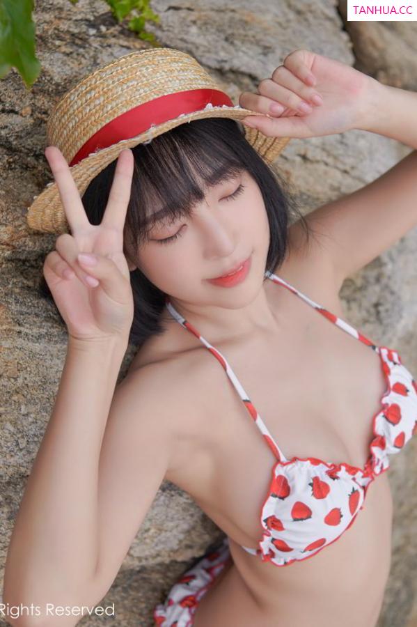 강인경 姜仁卿 [XIUREN]高清写真图 2019.08.12 模特_卿卿第28张图片